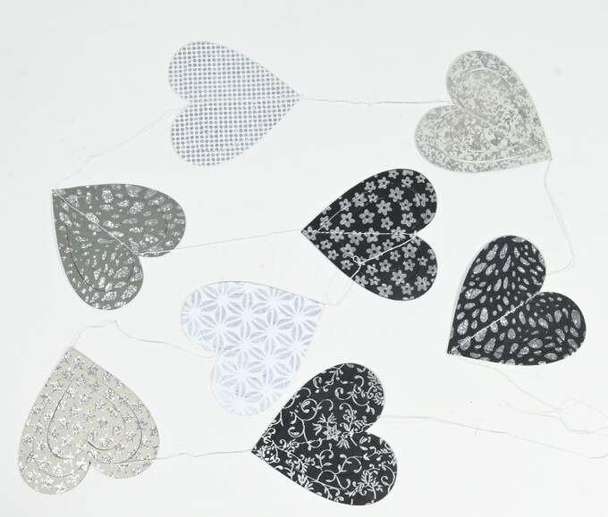 Herz Girlande weiß florale Muster