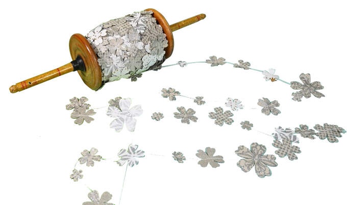 Papiergirl. Spule 25m Blume silber